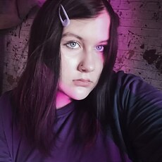 Елизавета, 22, Саяногорск