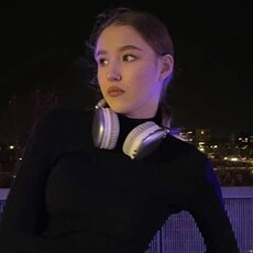 Елизавета, 22, Новомосковск