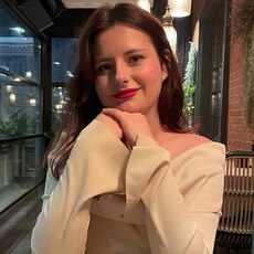 Василиса, 22, Барнаул