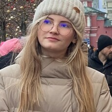 Зоя, 20, Саранск