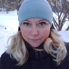 Лара, 38, Санкт-Петербург