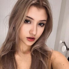 Есения, 25, Новосибирск