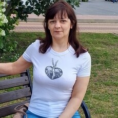 Карина, 41, Михайловка