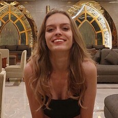 Ксюша, 24, Барнаул