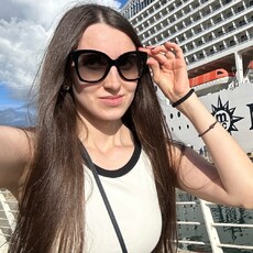 Эльза, 30, Семикаракорск