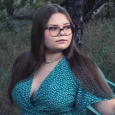 Римма, 20, Киров (Калужская область)