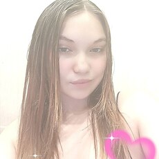 Мила, 21, Благовещенск (Амурская область)