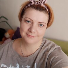 Настя, 45, Москва