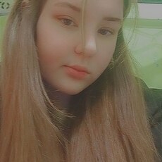 Кристя, 20, Санкт-Петербург