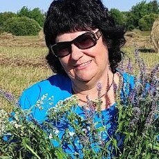 Марина, 61, Москва