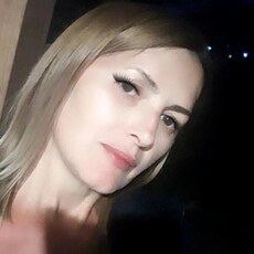 Эмилия, 47, Тюмень