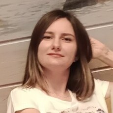 Алина, 25, Благовещенск (Амурская область)