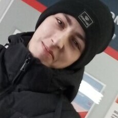 Ангелина, 23, Михайловка