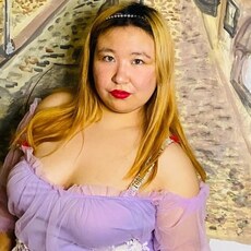 Таня, 25, Киров (Калужская область)