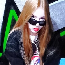 Мила, 21, Льгов