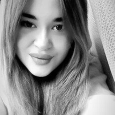 Алина, 25, Свободный