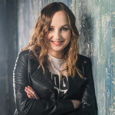 Елена, 43, Озёрск