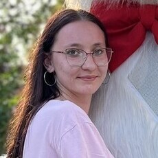 Уля, 20, Среднеуральск