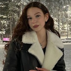 Екатерина, 22, Ревда