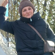 Людмила, 47, Павловск