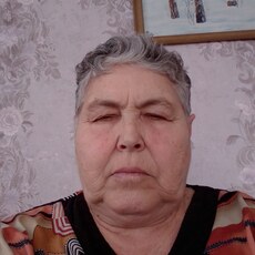 Зина, 68, Саратов