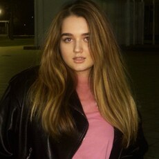 Эмилия, 19, Суровикино