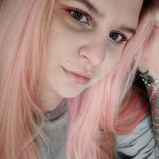 Уля, 26, Среднеуральск