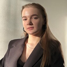 Таня, 20, Санкт-Петербург