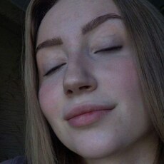 Тома, 22, Михайловка