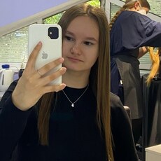 Лидия, 21, Казань