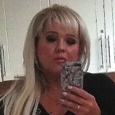 Катя, 46, Урень