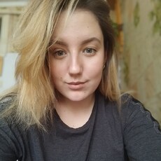 Эльза, 21, Благовещенск (Амурская область)