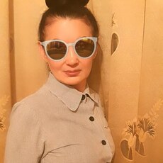 Виктория, 46, Киров (Калужская область)