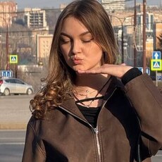 Нелли, 21, Фокино (Приморский край)