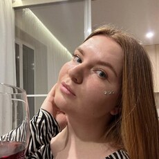 Милана, 25, Омск