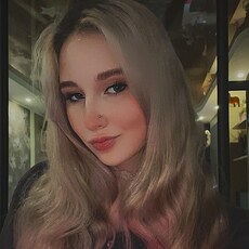 Лина, 20, Москва