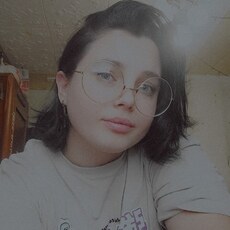 Илона, 21, Москва