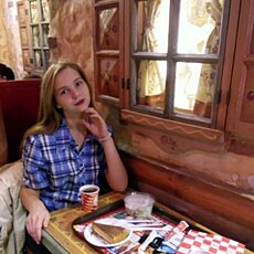 Лара, 19, Северск